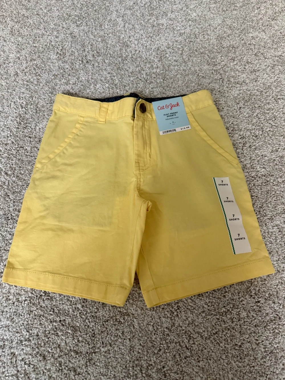 NWT BOYS SHORTS 🩳💛